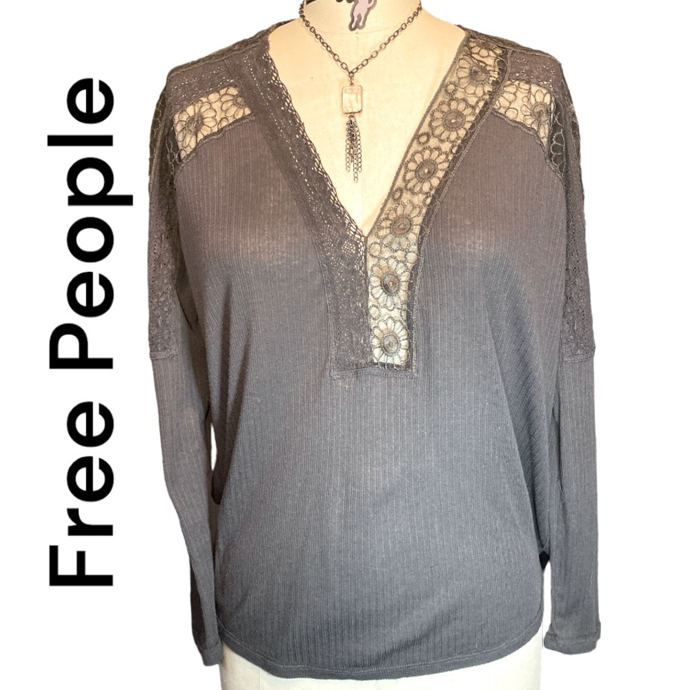 Free People Knit Long Sleeve Top w/ Lace Embroidery XS runs Large Gray